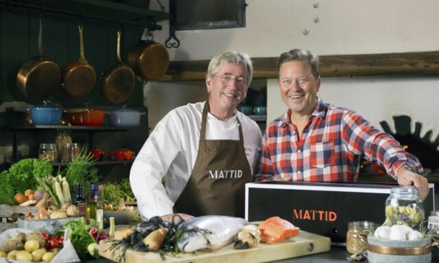 image: Mattid: Middagskasse fra Arne Brimi og Arne Hjeltnes på døra